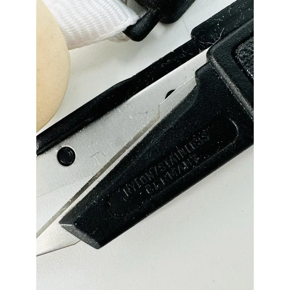 Gingher Featherweight Thread Snip 3 1/2